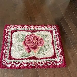 Vintage latch hook rug